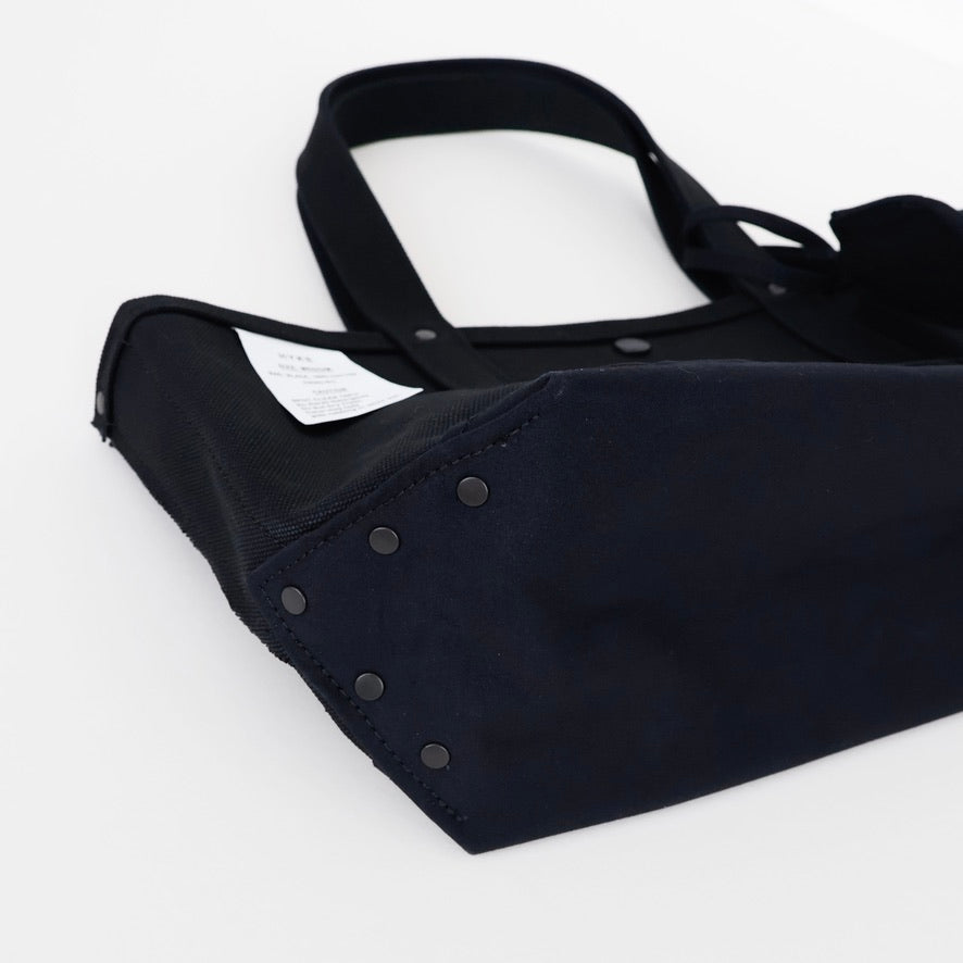 TOTE BAG (MEDIUM)