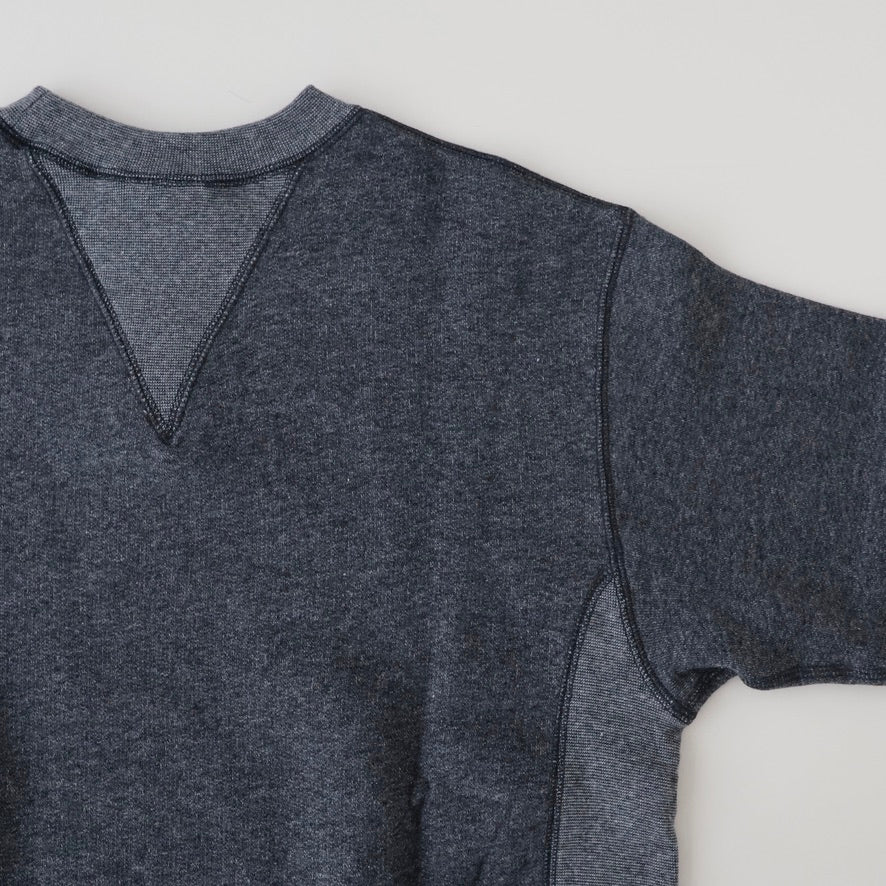 SWEAT SHIRT