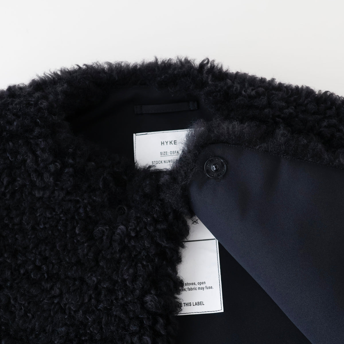 FAUX SHEARLING CROPPED VEST