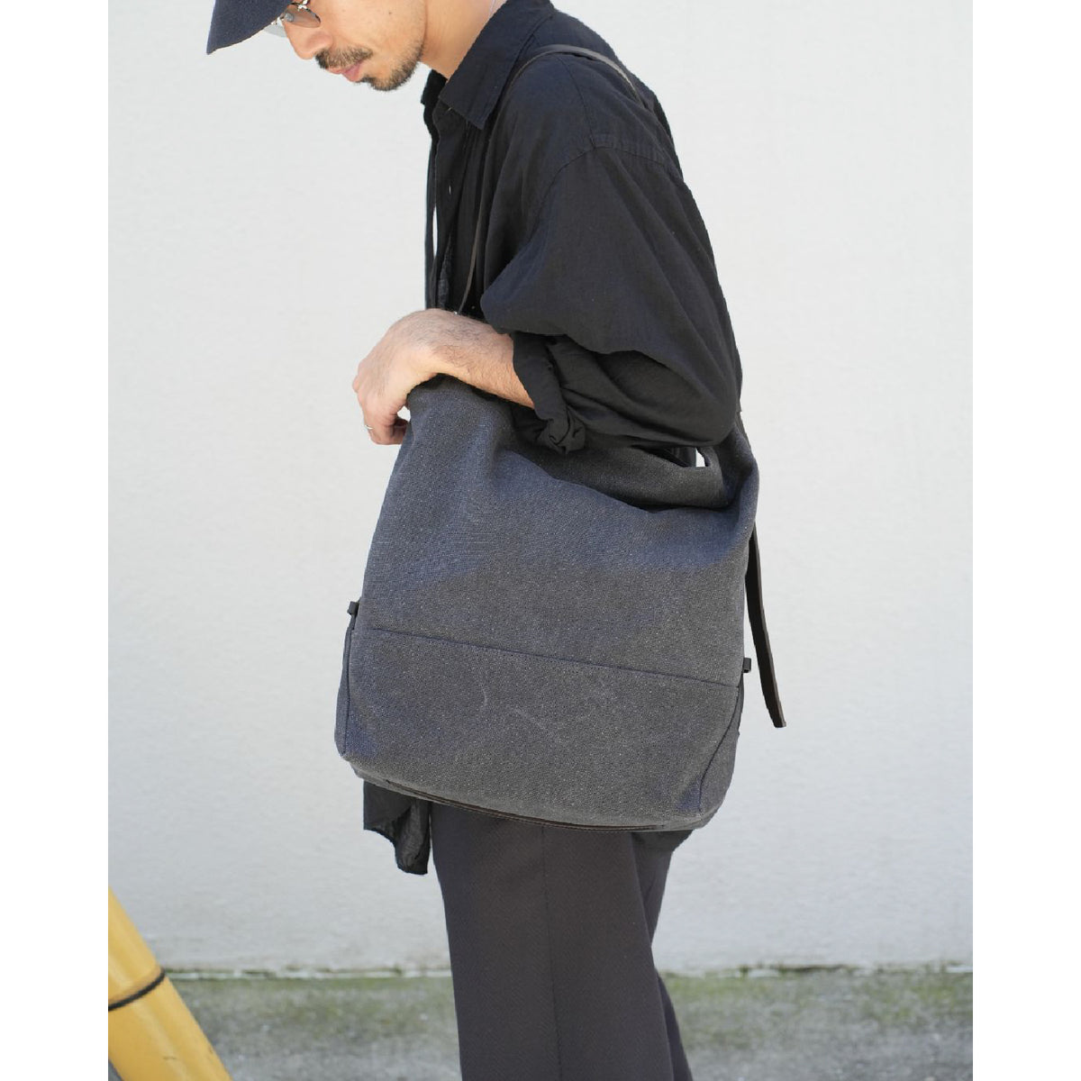 BELTED TOTE BAG