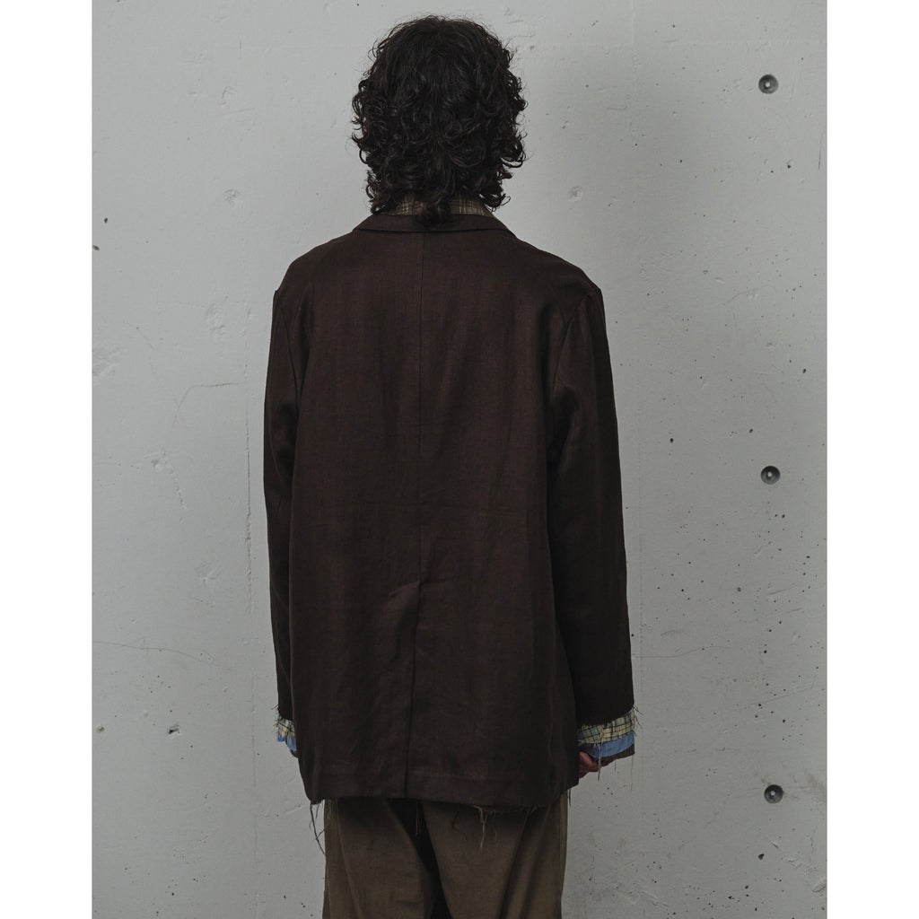 （着用カラー：BROWN）