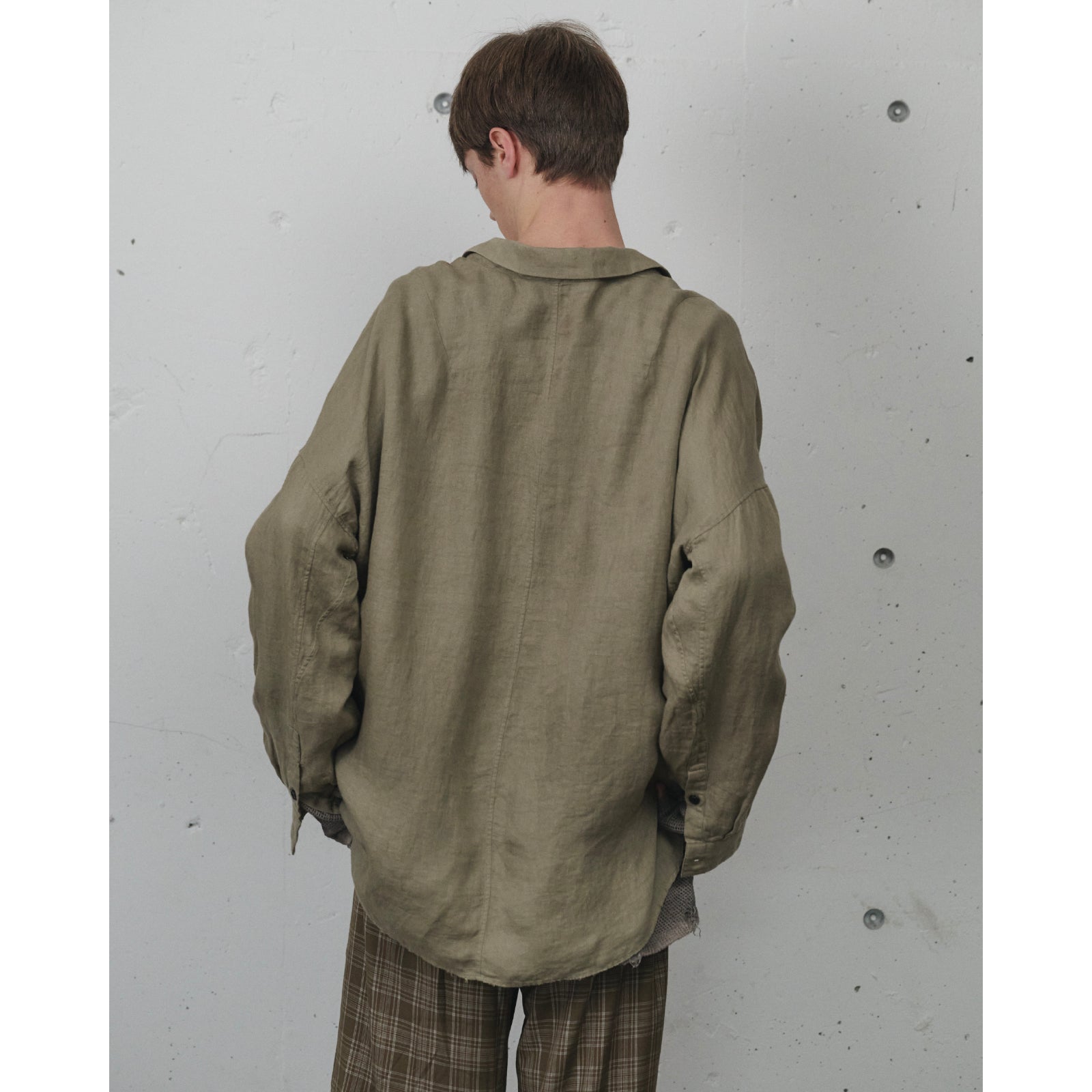 100/S LINEN TAILORED SHIRT