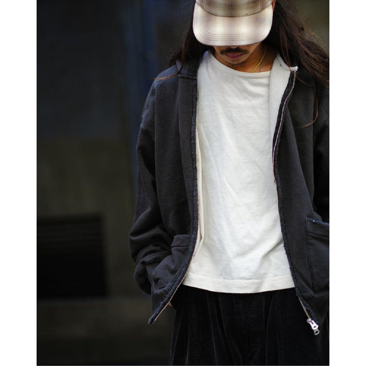 ZIP UP HOODIE