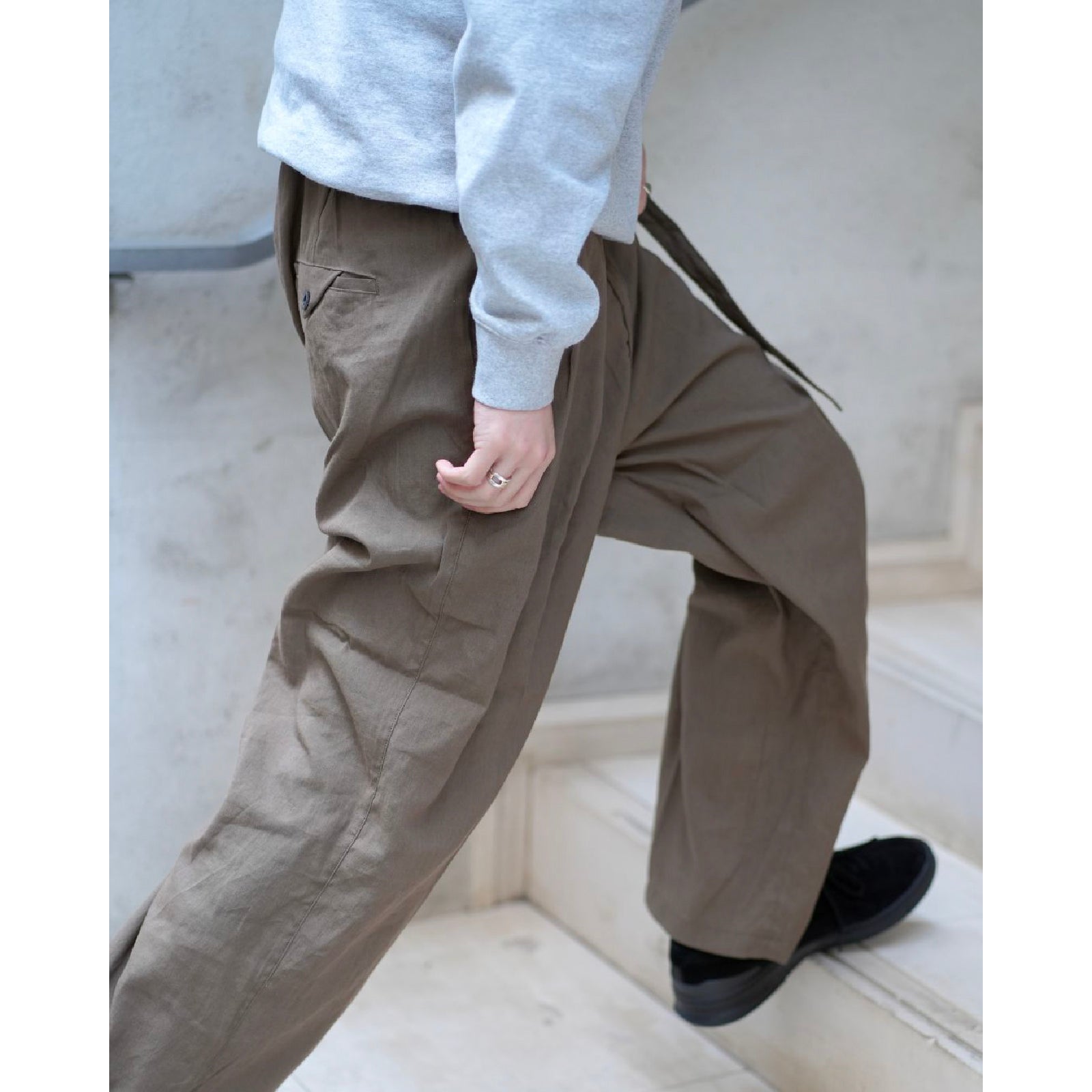 LINEN POPLIN BELT-LESS SLACKS