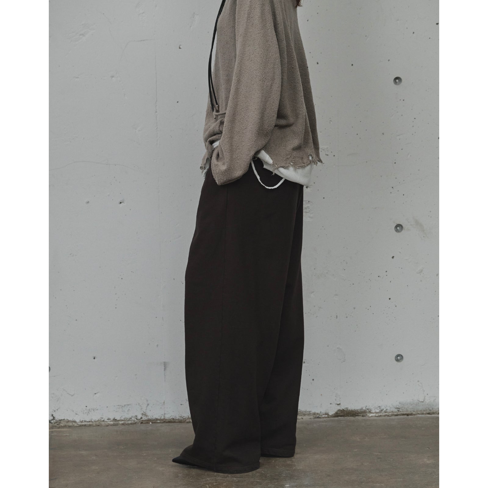 2TUCK SWEAT PANTS
