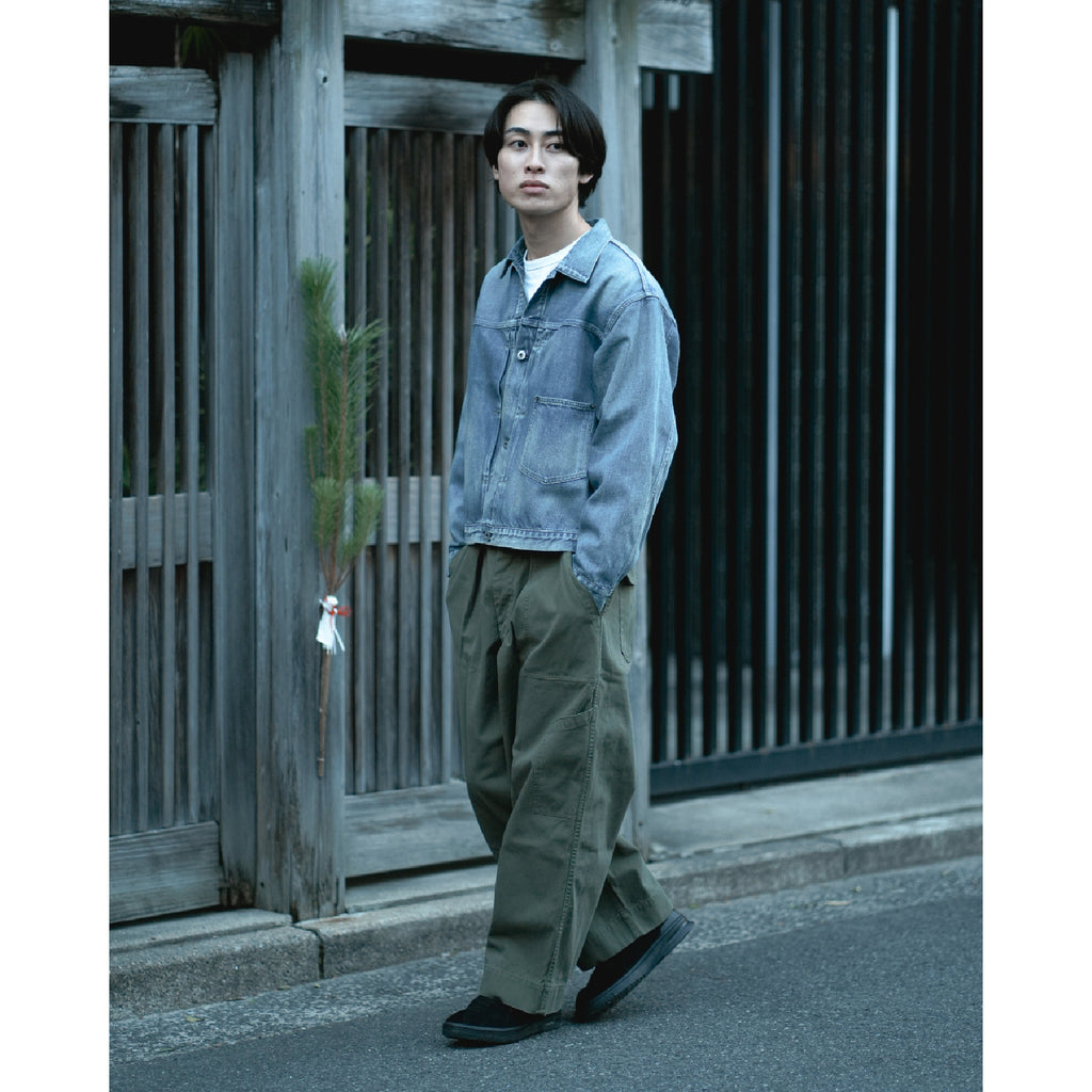 モデル：175cm　着用サイズ：46