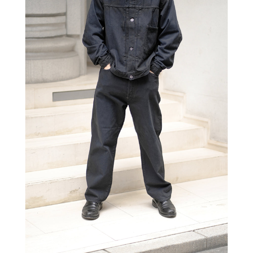 モデル：168cm　着用サイズ：30/30