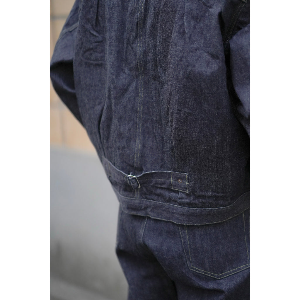 モデル：175cm　着用サイズ：46