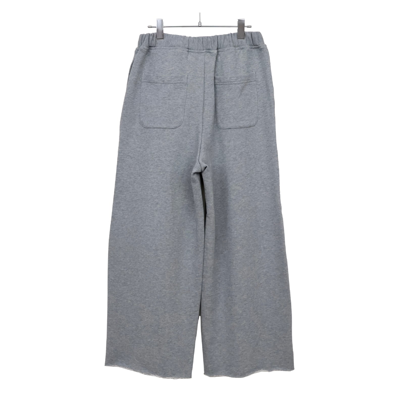 Wide sweatpants