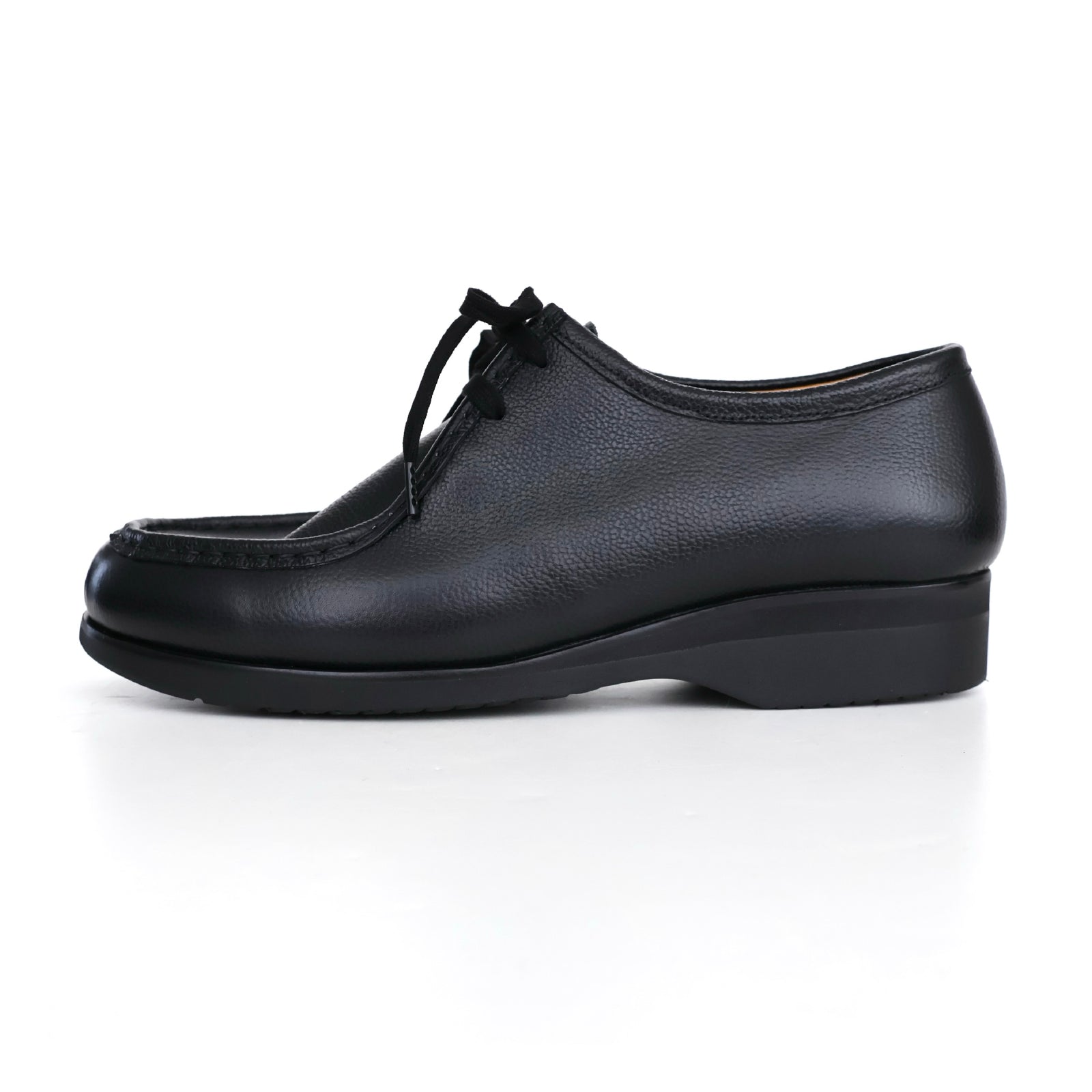 New Tyrolean shoes in grain leather
