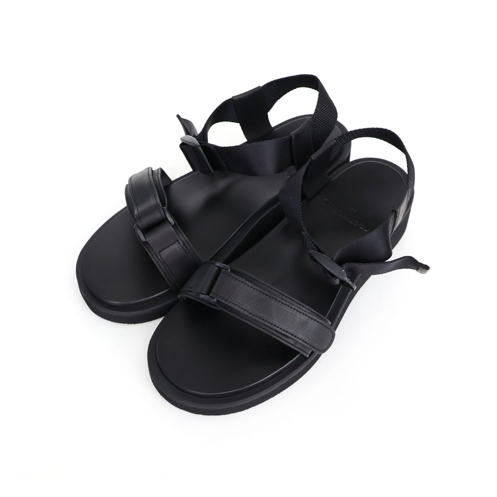 New Sandals with Velcro Straps in Smooth Leather