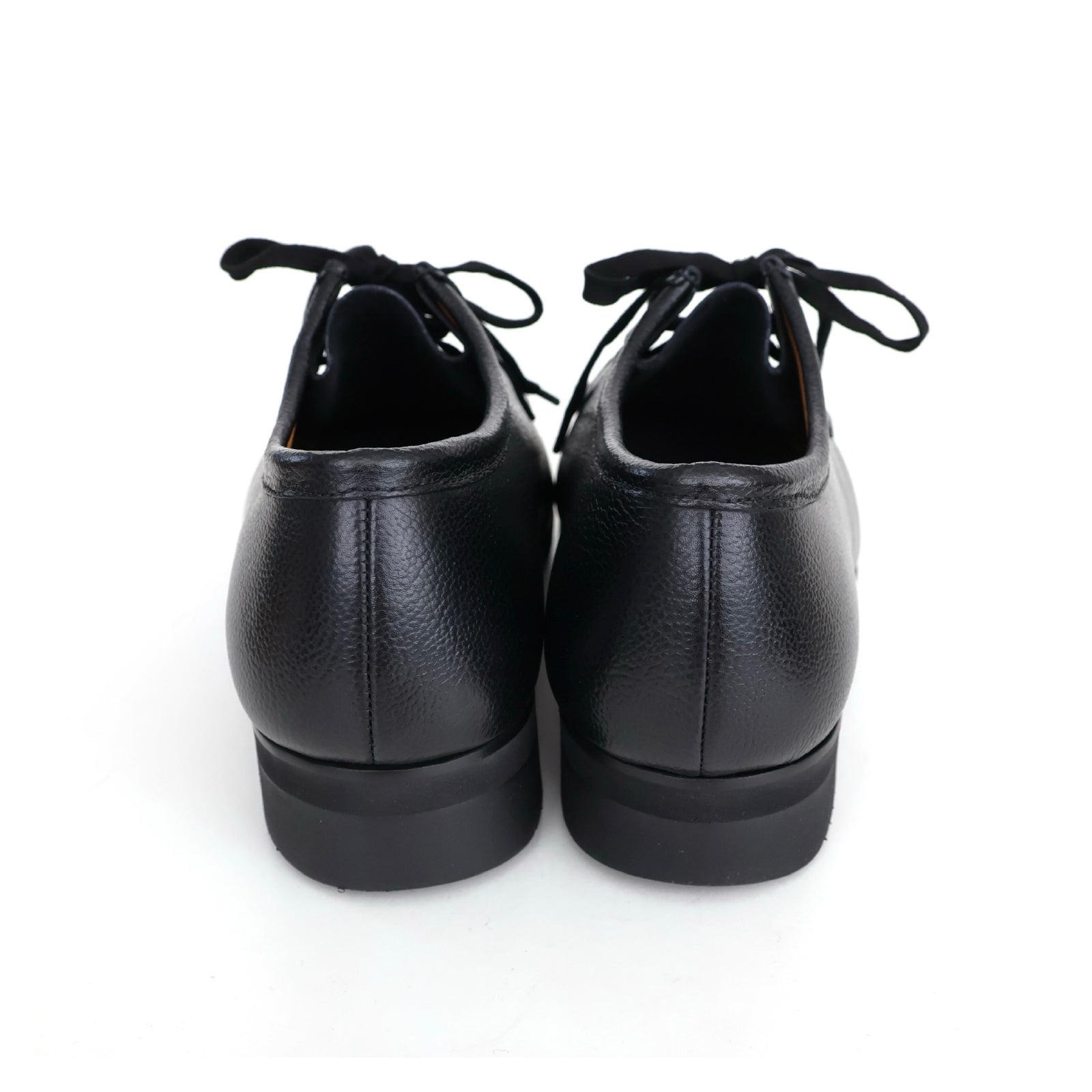 New Tyrolean shoes in grain leather