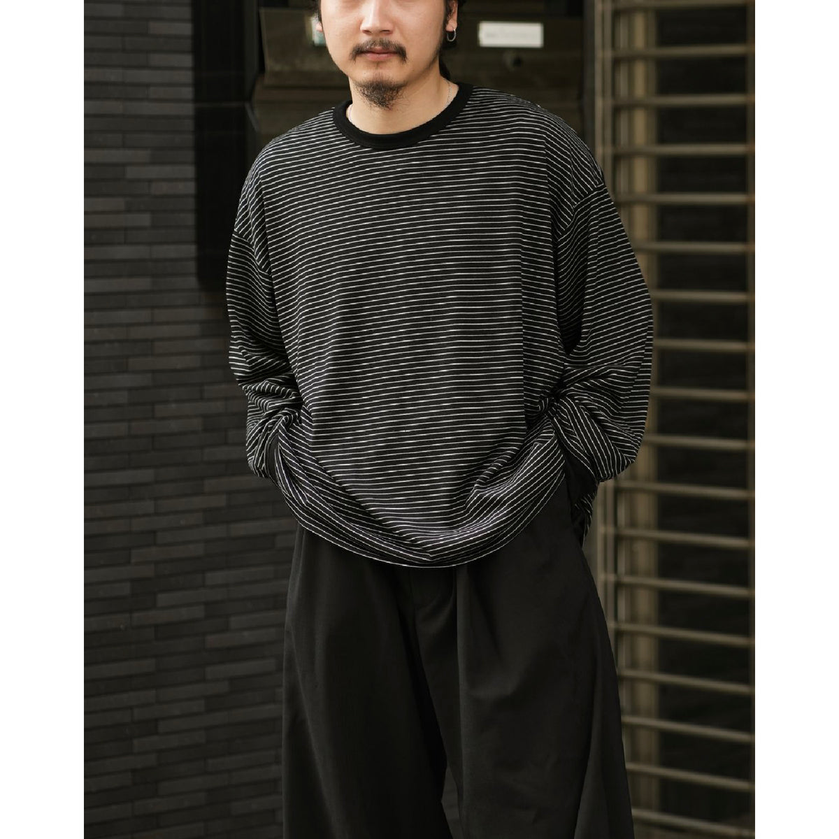 Fine Wool Border L/S Crew Neck Tee