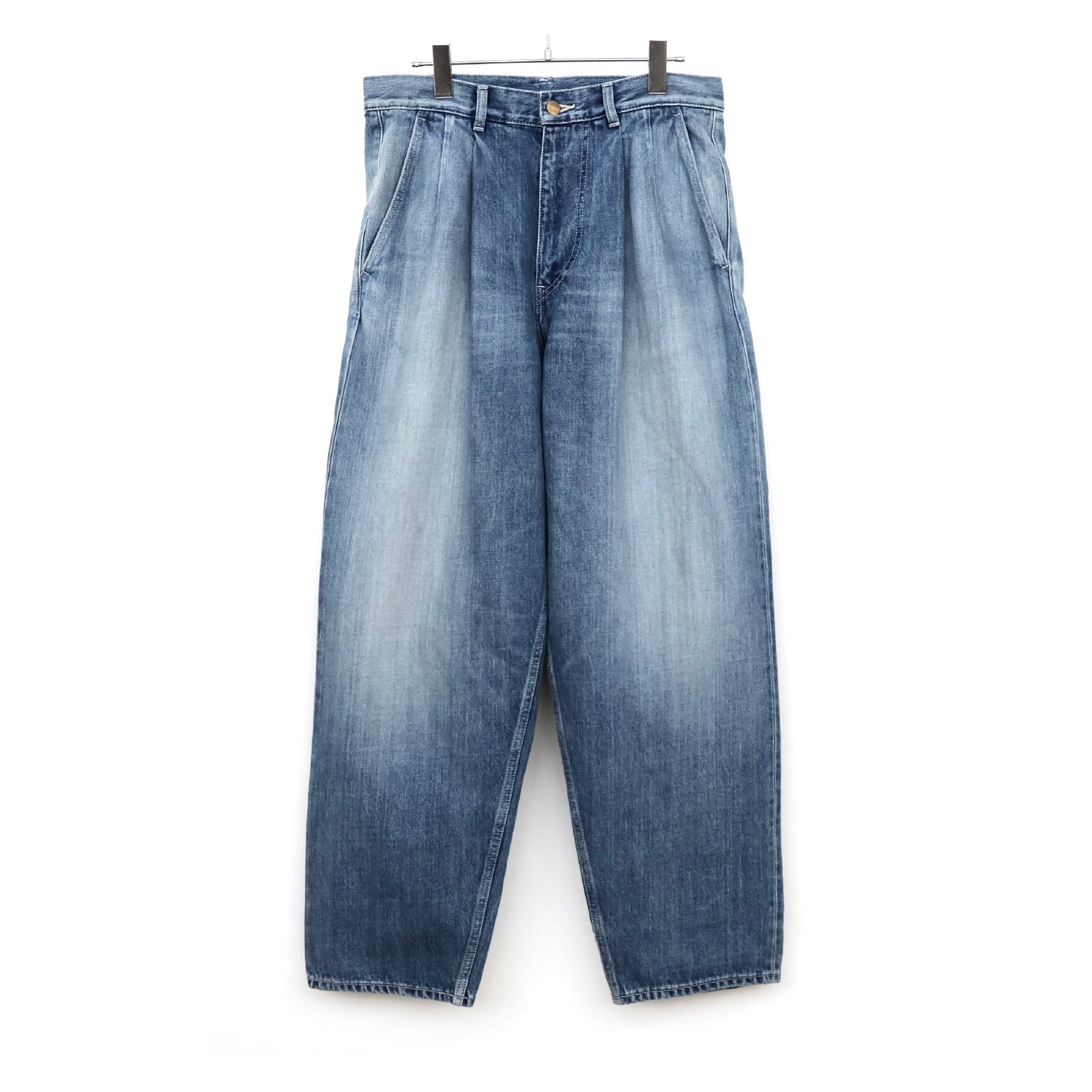 Selvage Denim Two Tuck Tapered Pants
