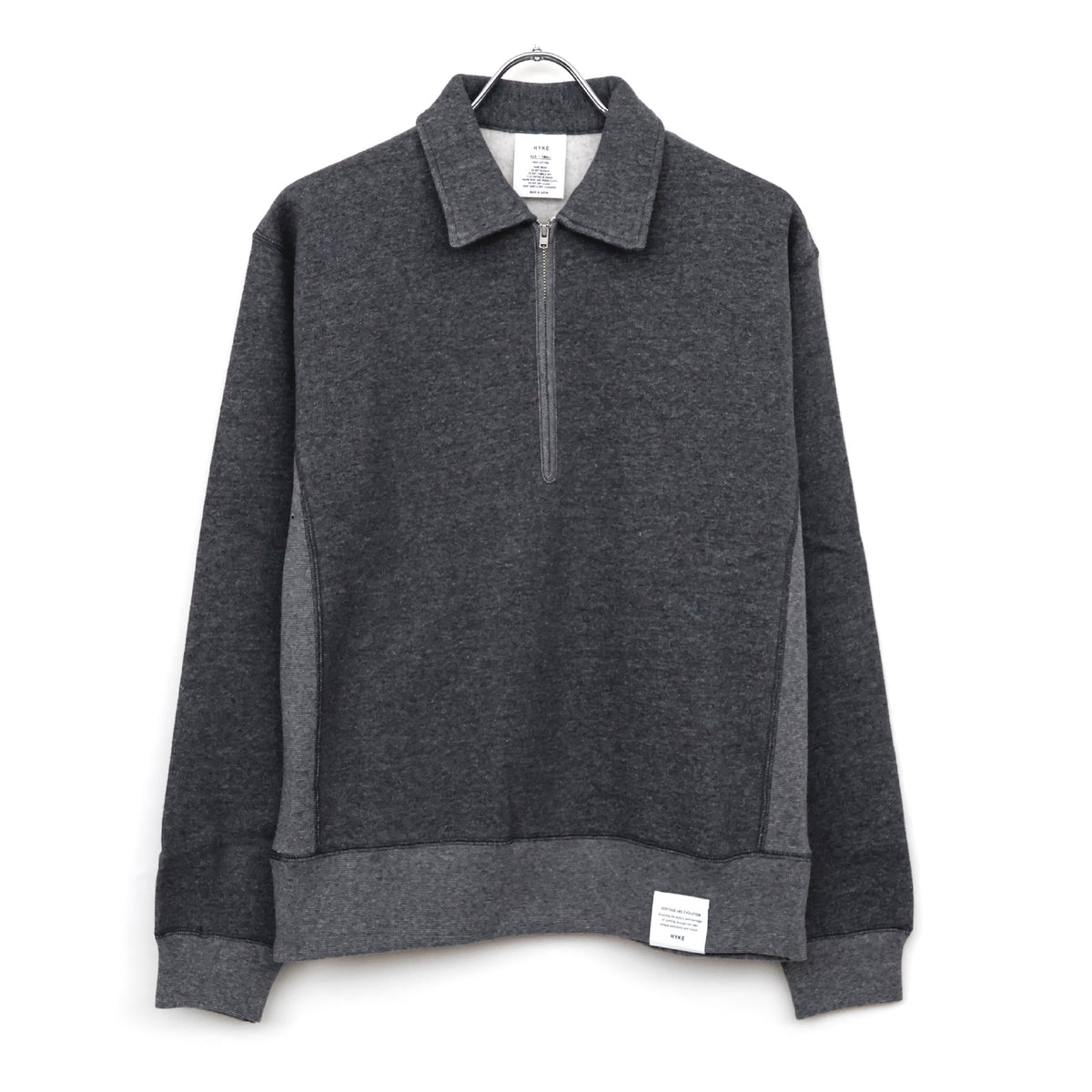 COLLARED SWEAT SHIRT