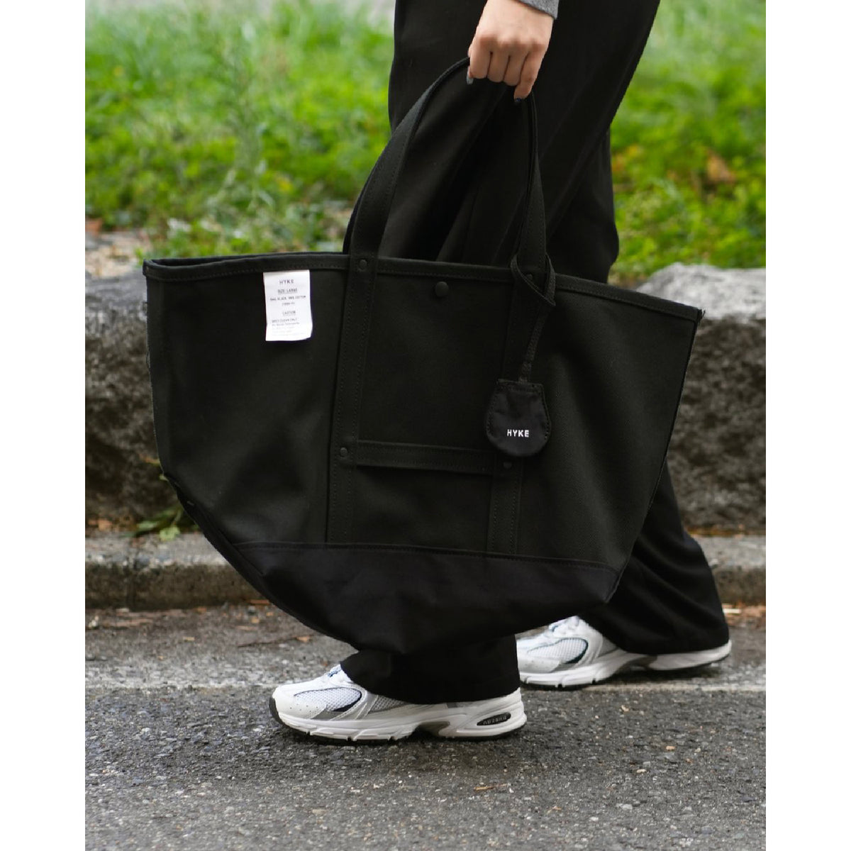 TOTE BAG (LARGE)