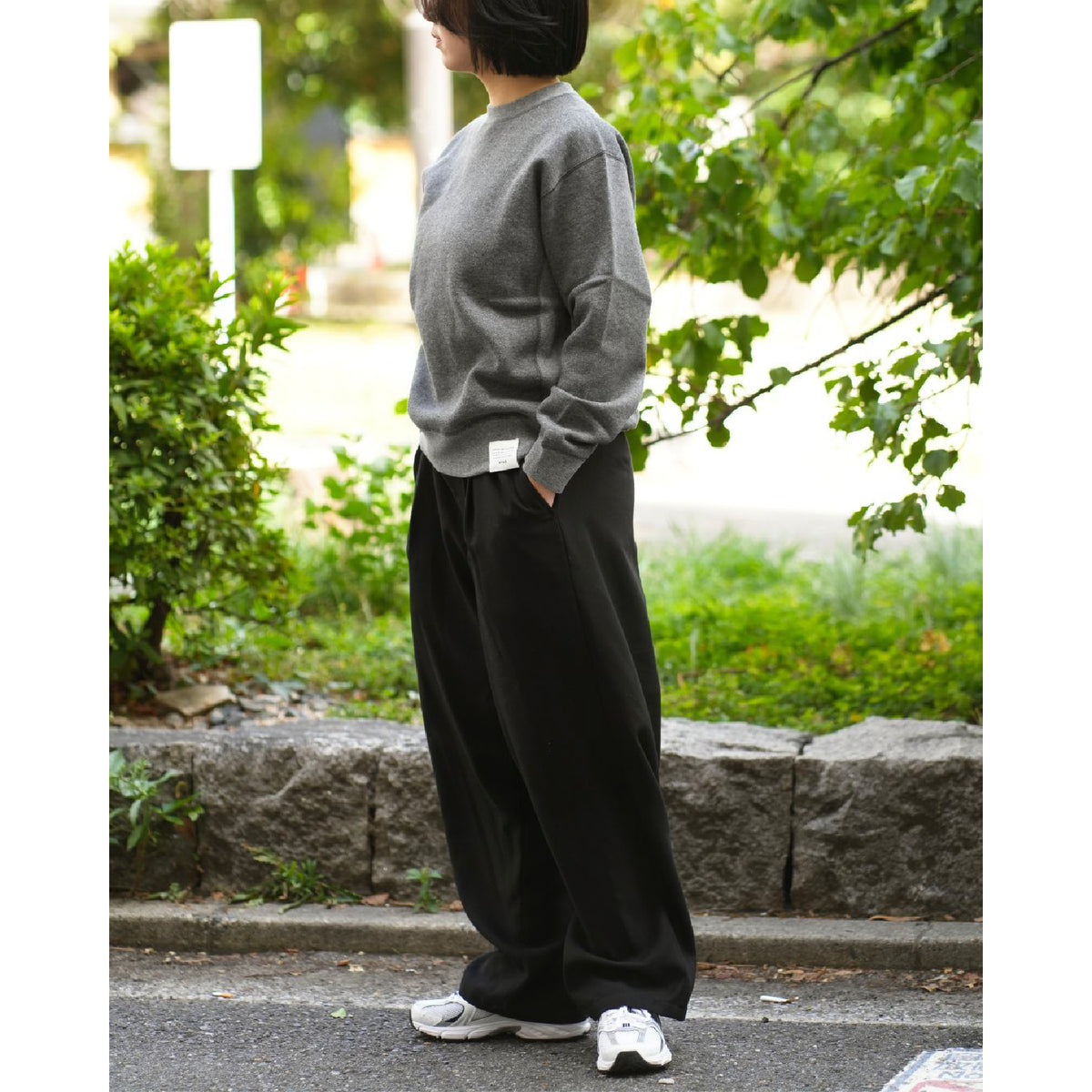 SWEAT SHIRT
