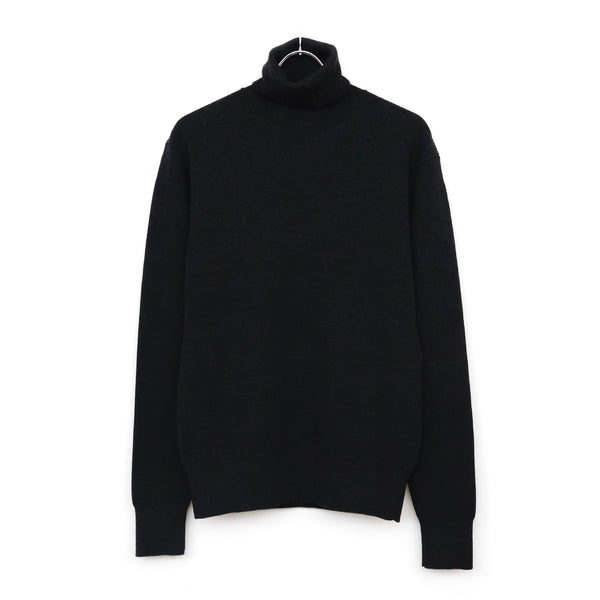TURTLE NECK SWEATER