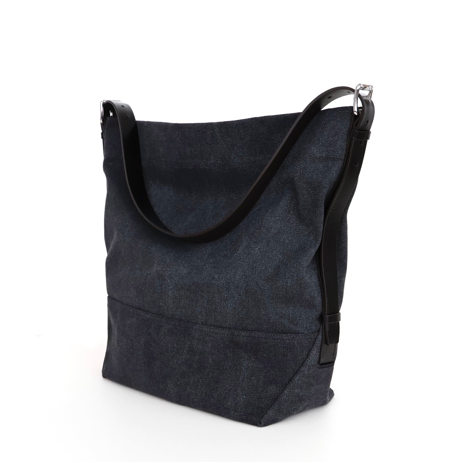 BELTED TOTE BAG