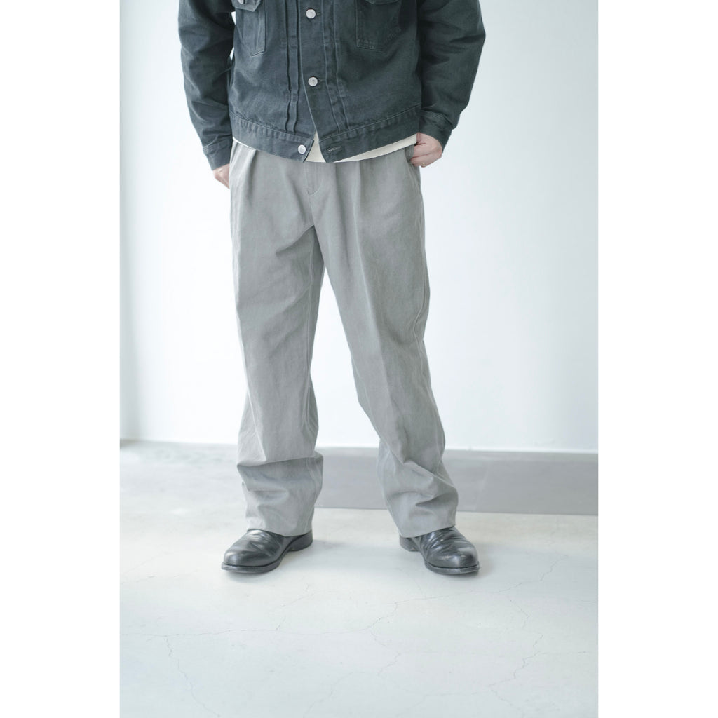 モデル：175cm　着用サイズ：46