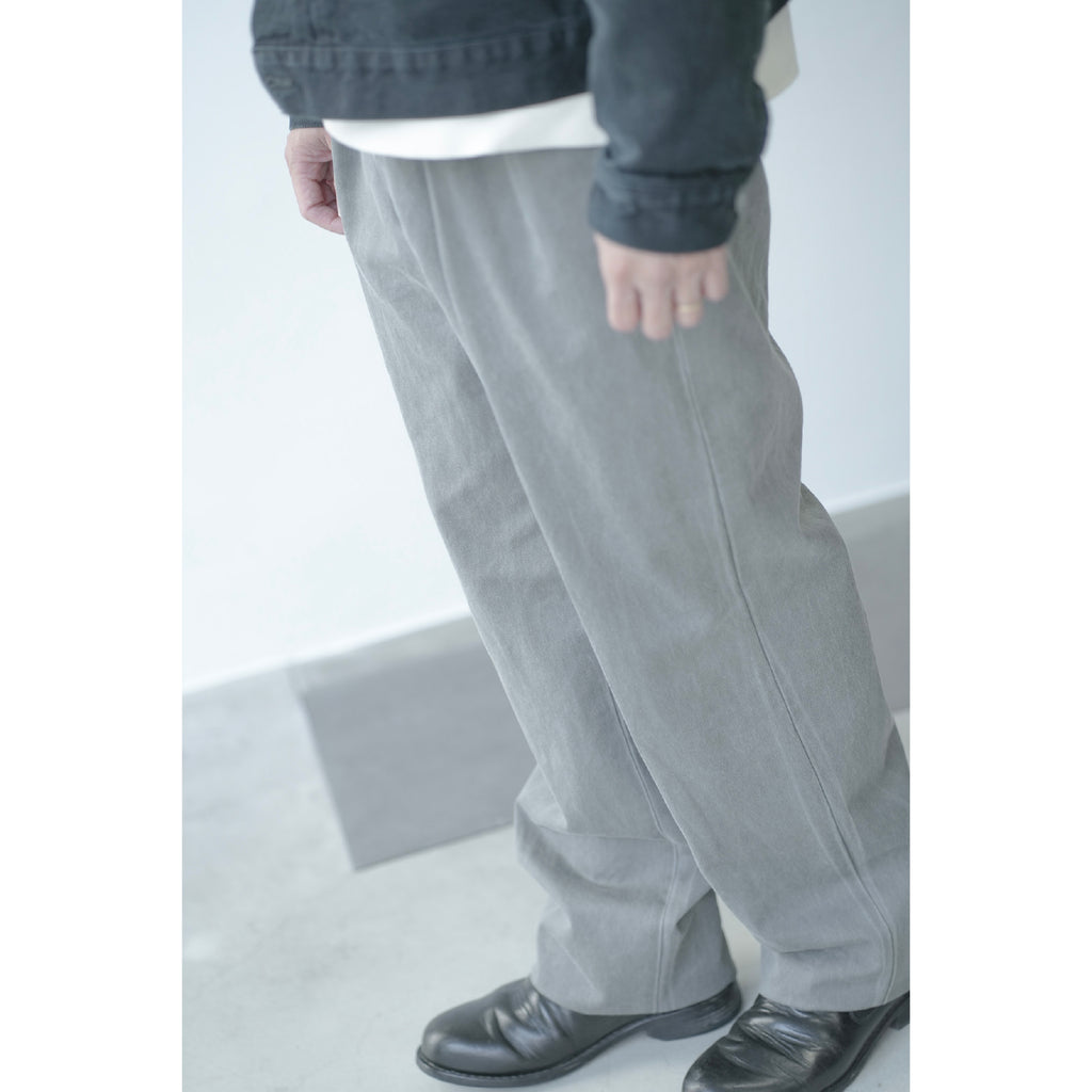 モデル：175cm　着用サイズ：46