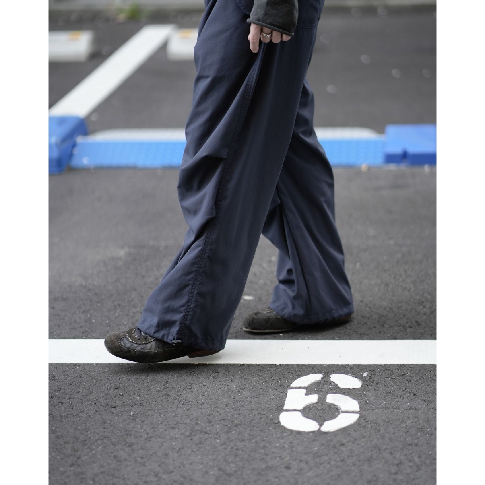 OVER PANTS
