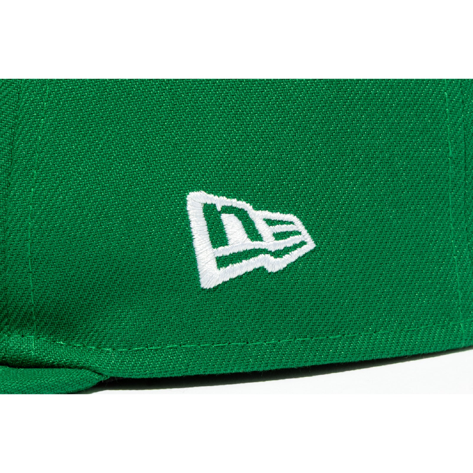 NE_CAP / CELEBRITY / GREEN