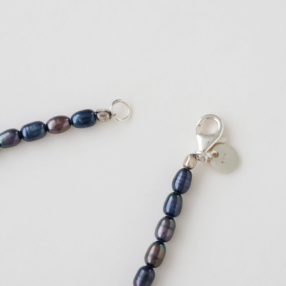 SL019 / TWNKL PEARL BRACELET