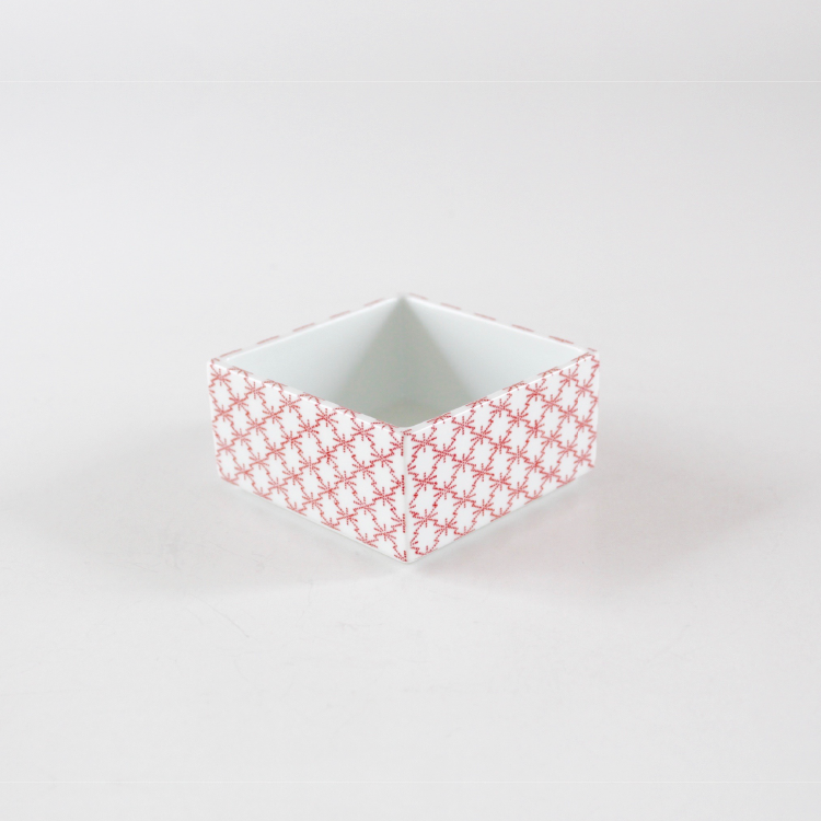 重箱 印判<br>赤絵 角松皮菱 小 身 - ref. / Web Store