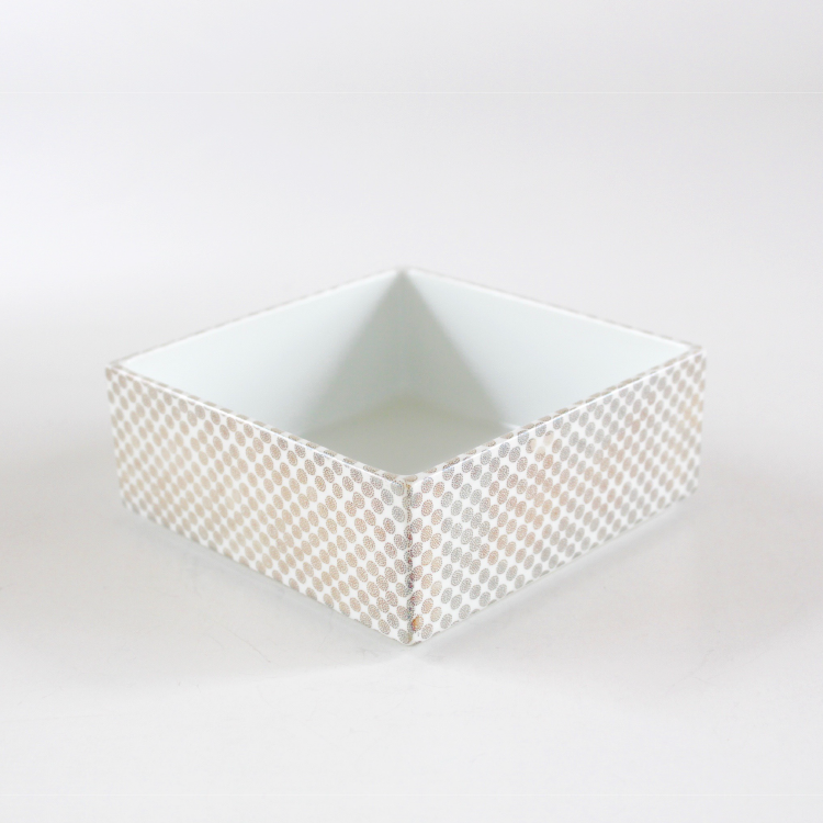 重箱 印判<br>銀 いちご 中 身 - ref. / Web Store