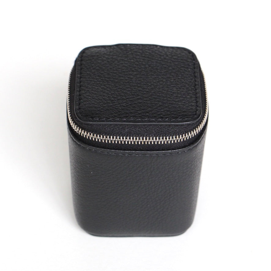 PG29 / SMALL CONTAINER D