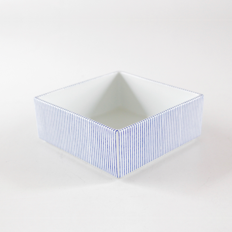 重箱 印判<br>呉須 縞 中 身 - ref. / Web Store