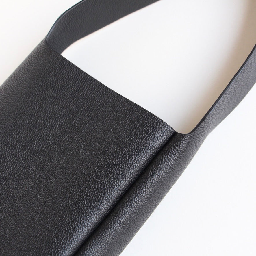 PG32 / PG LEATHER SHOULDER : XS