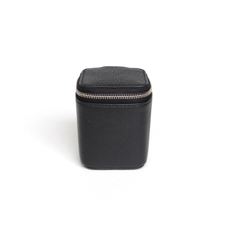 PG29 / SMALL CONTAINER D