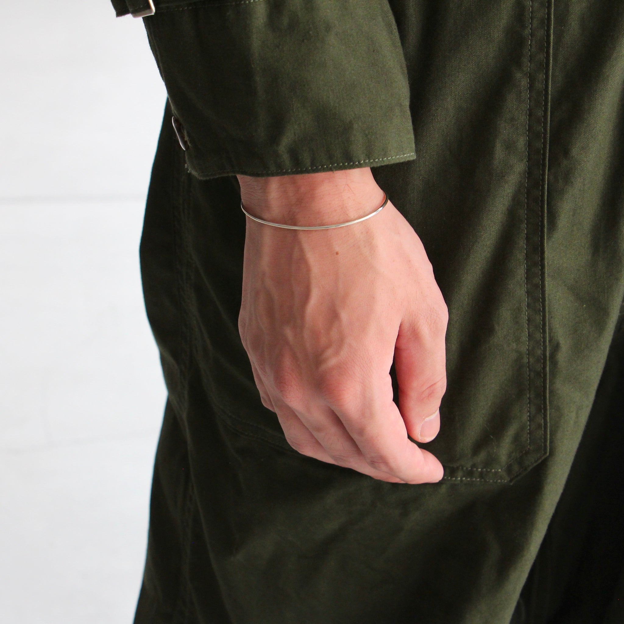 SL007 / S&C BANGLE 1.5