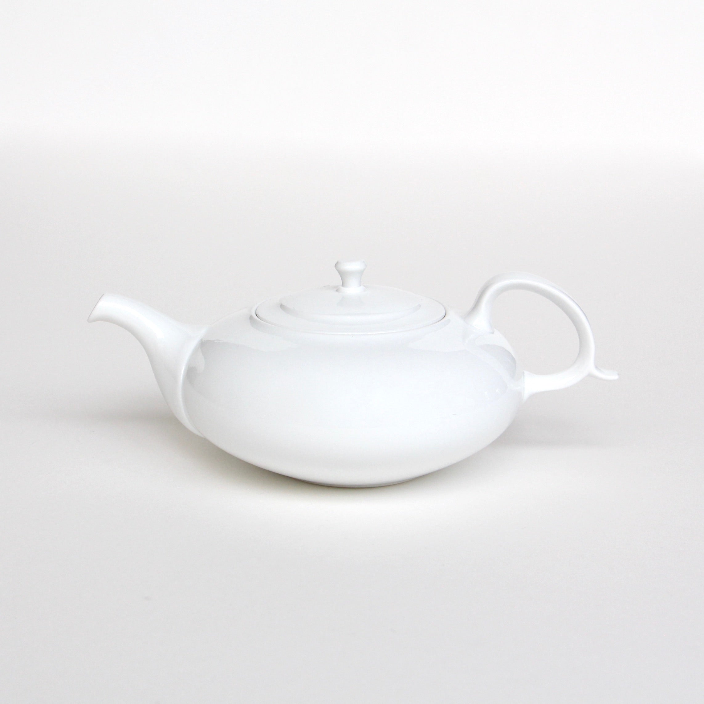 希少 KAWS カウズ陶器急須 KAORU 急須 | ref. / Web Store