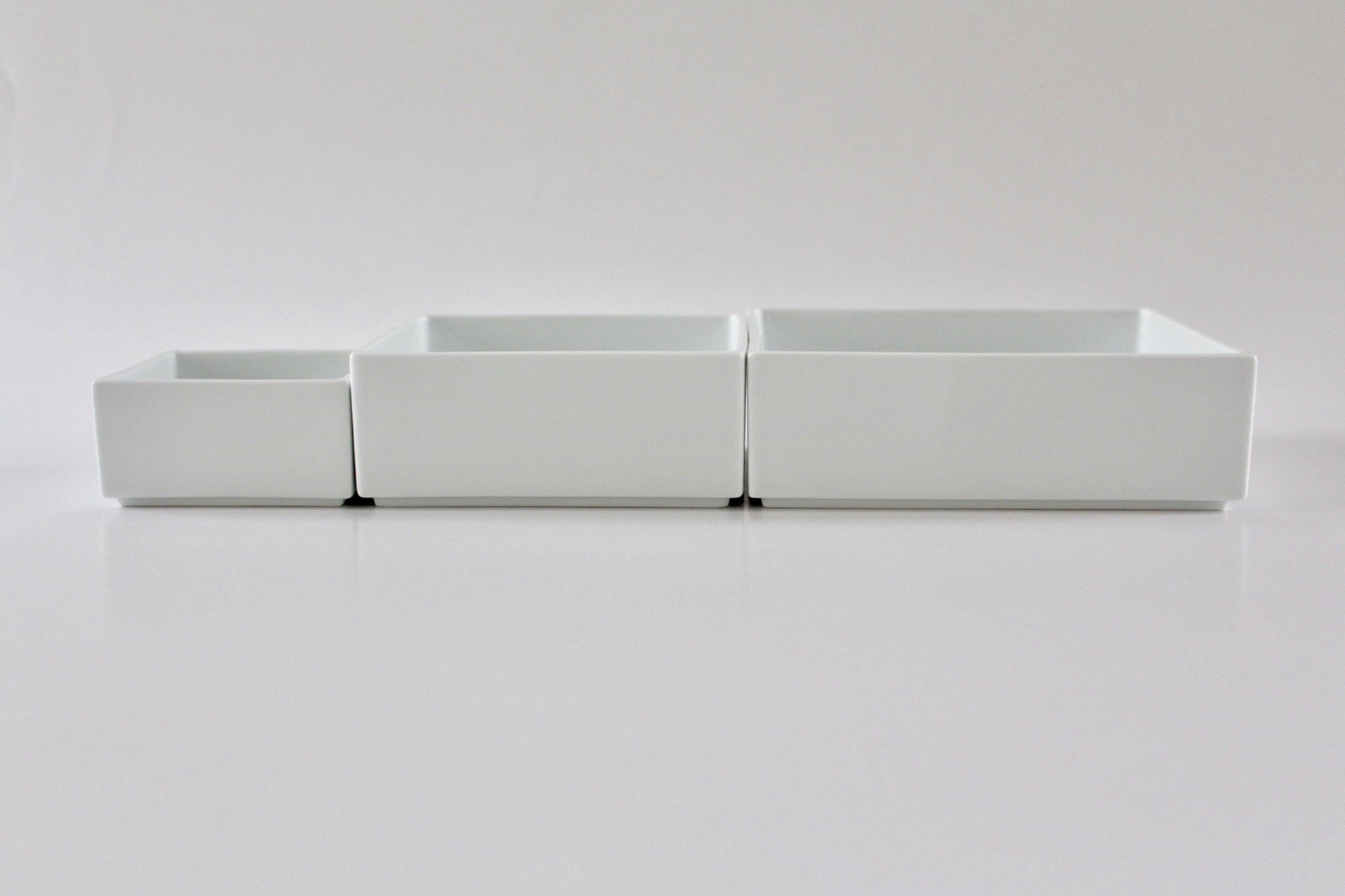 重箱 白磁<br>小 蓋 - ref. / Web Store